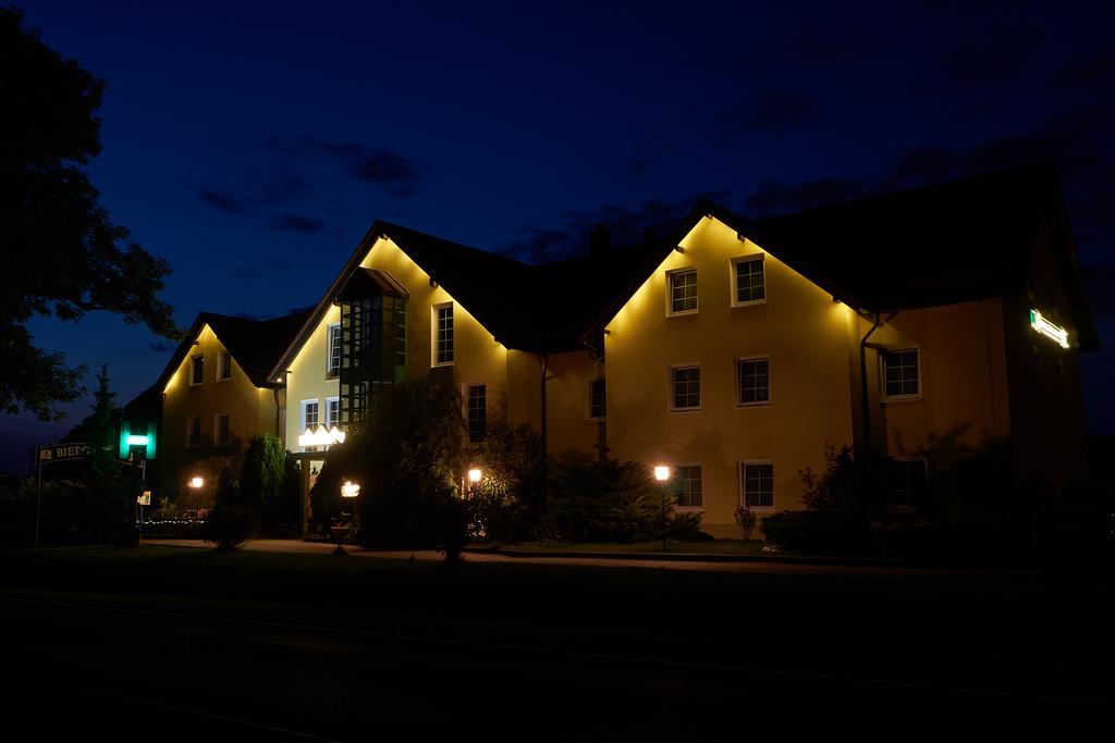 Hotel Wutzler Miesitz 외부 사진